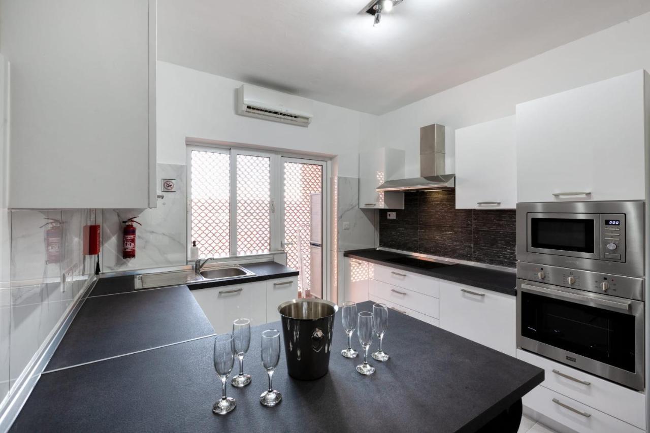 Pool Apartment Is-Swieqi Exterior foto