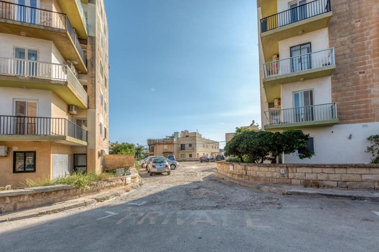 Pool Apartment Is-Swieqi Exterior foto